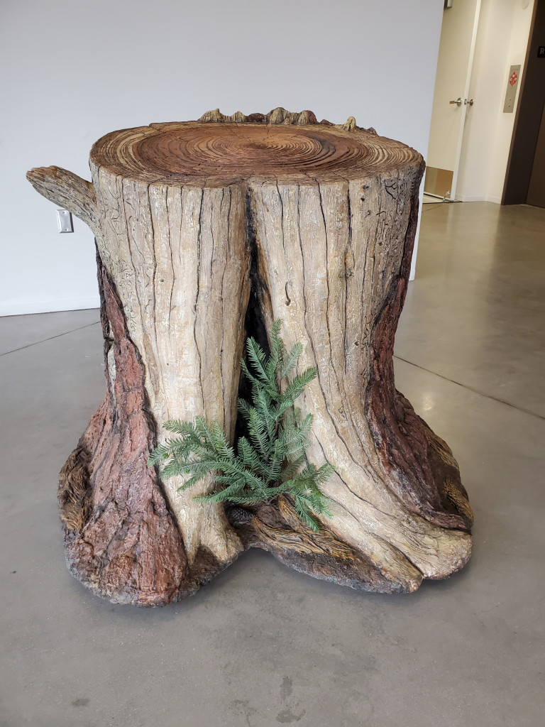 General view of the tree stump exhibit.